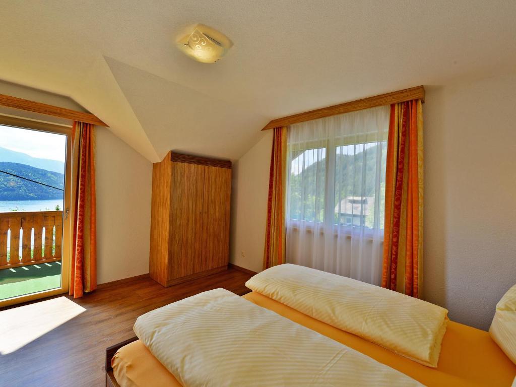 Fruehstueckspension Goetzfried-Hof Millstatt Ruang foto